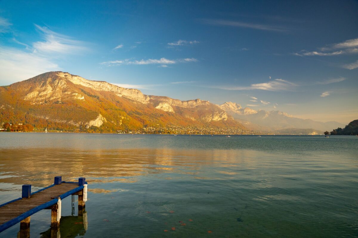 Vacances de la Toussaint 2026 au lac d'Annecy : une intersaison plus animée qu'il n'y paraît
